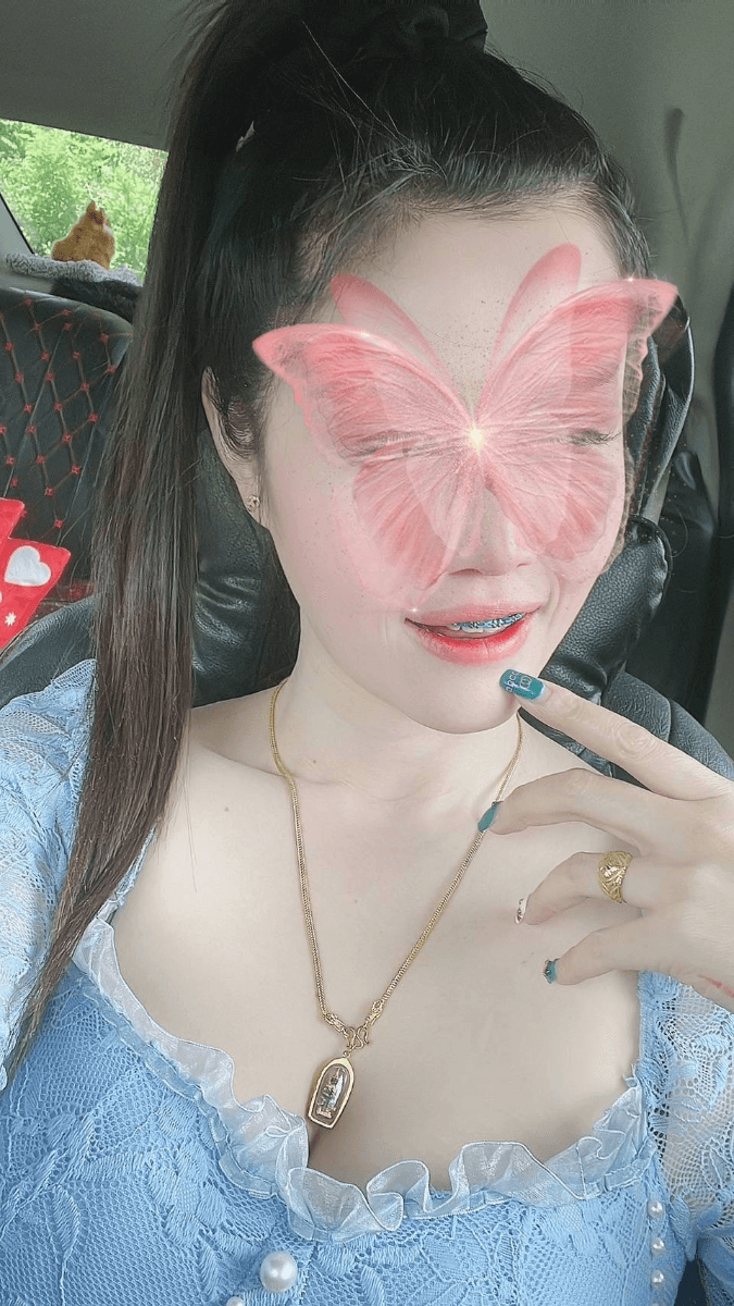 โปรไฟล์ของ เซียน่า บริการฟิวแฟน