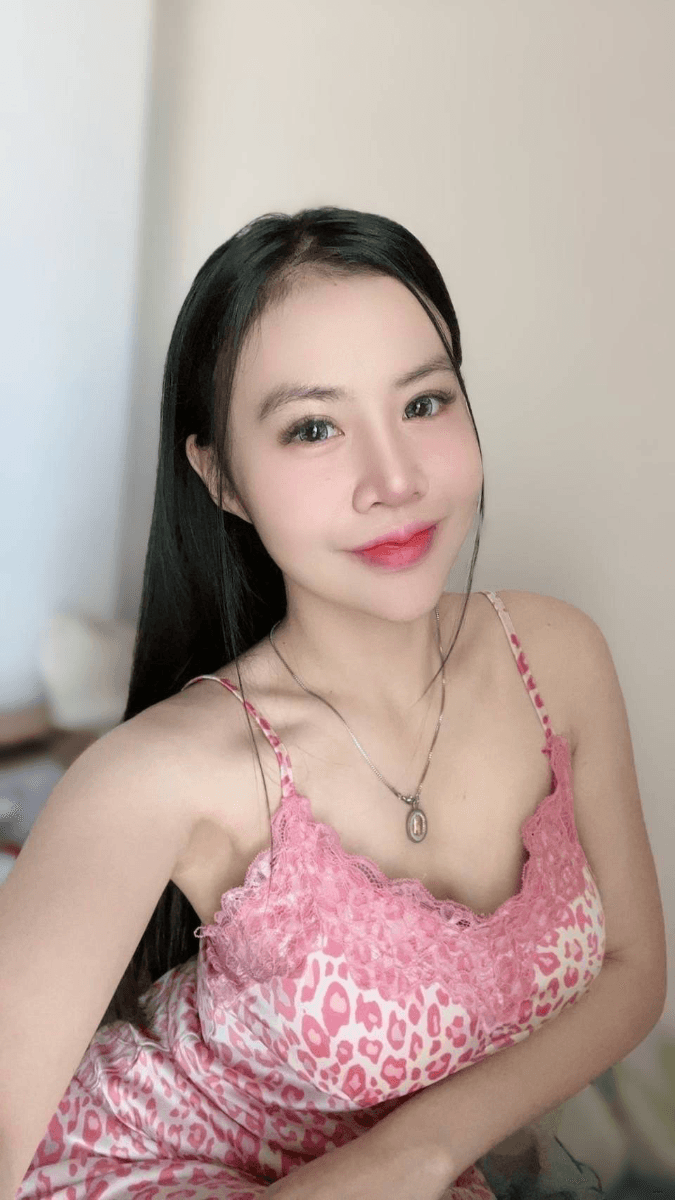 โปรไฟล์ของ น้ำมนต์ บริการฟิวแฟน