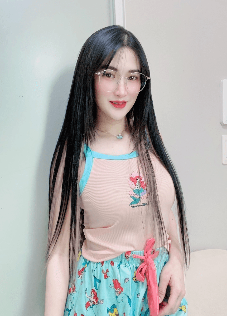 โปรไฟล์ของ มีมี่ บริการฟิวแฟน