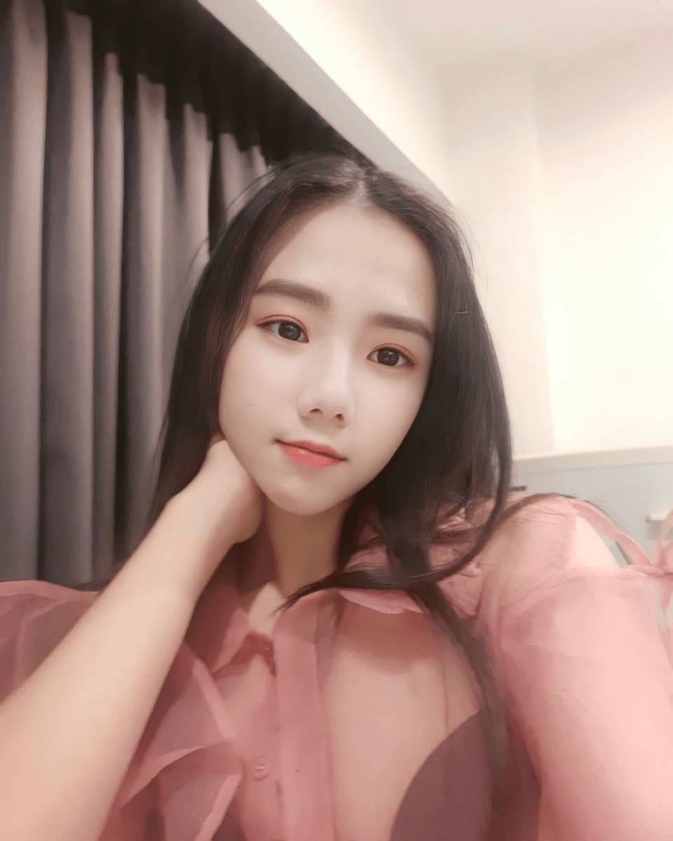 โปรไฟล์ของ น้องต้าเหนิง บริการฟิวแฟน