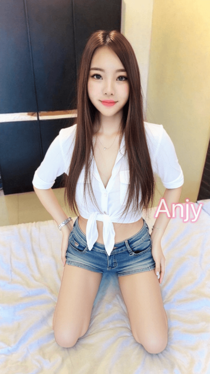โปรไฟล์ของ แอนจี้ บริการฟิวแฟน